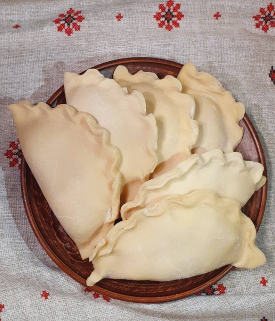 Чебуреки с картофелем и жареным луком